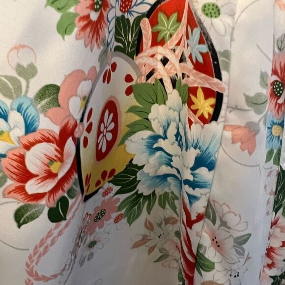 Japanese Floral white Long open front women’s  Kimono Robe. OSFM - Picture 4 of 10